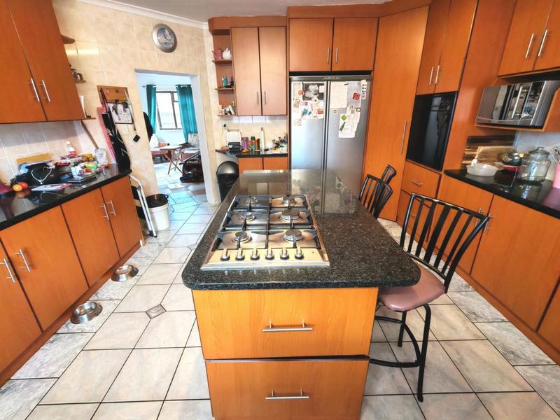 3 Bedroom Property for Sale in Glen Lilly Western Cape